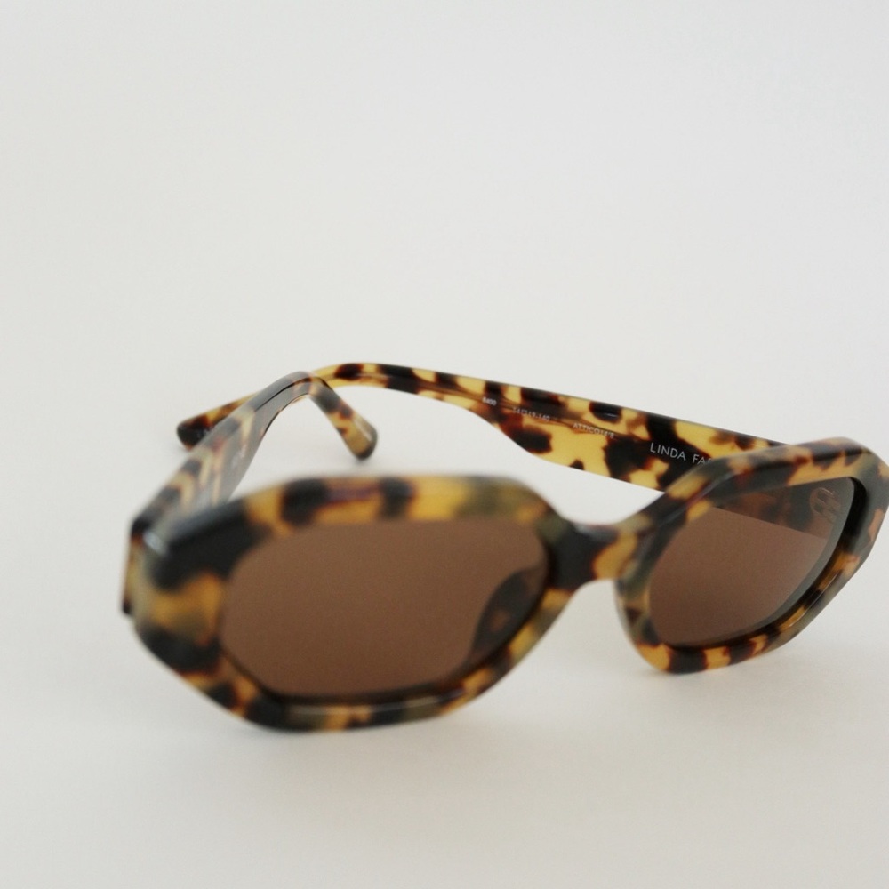 Linda Farrow x Attico Irene Tortoiseshell Sunglasses - Picture 7 of 9